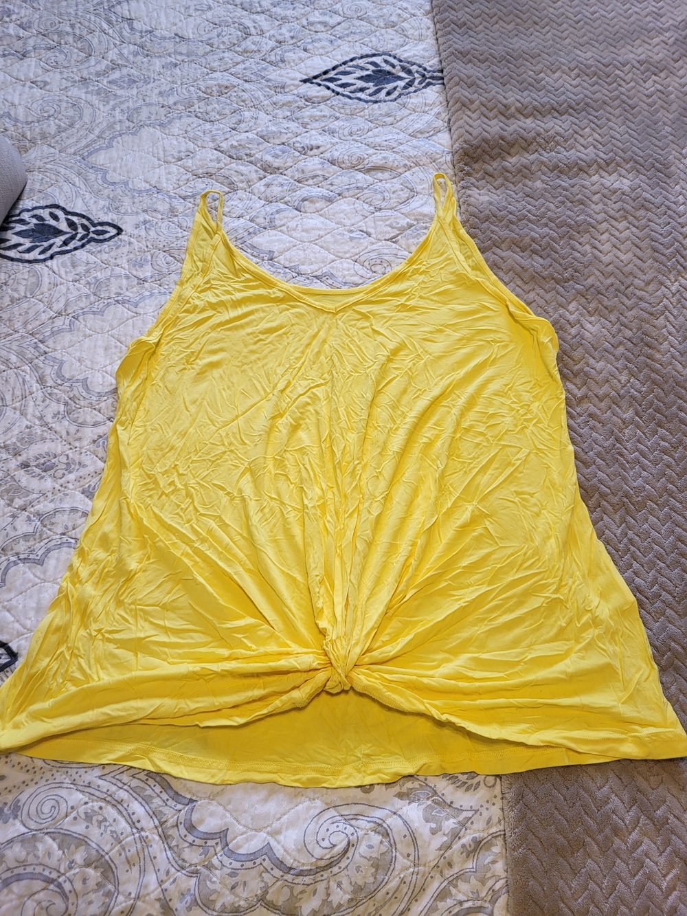 Yellow Knot-Front Women’s Tank Top - Brand Unspecified
